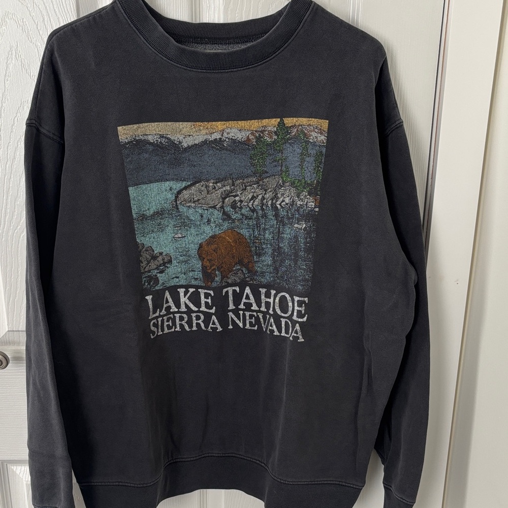Aeropostale Lake Tahoe Graphic Crewneck Sweater - Black
